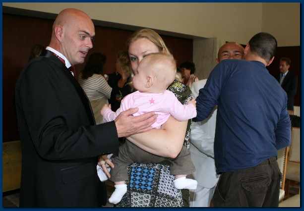 600x412 pixels (206K)