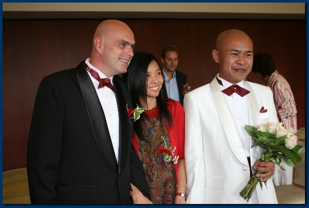 600x399 pixels (194K)