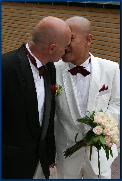 400x599 pixels (198K)