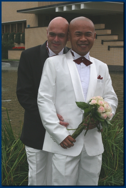 400x599 pixels (197K)