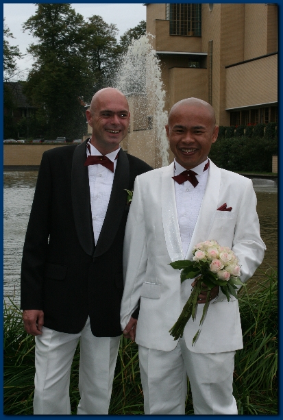 400x599 pixels (216K)