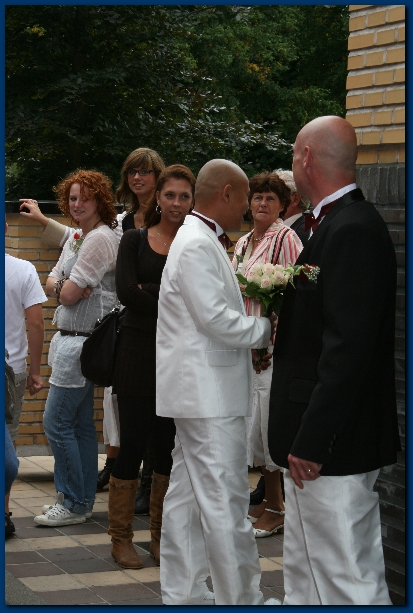 400x599 pixels (220K)