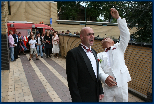 600x399 pixels (248K)