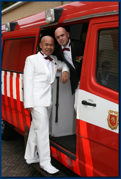 400x599 pixels (215K)