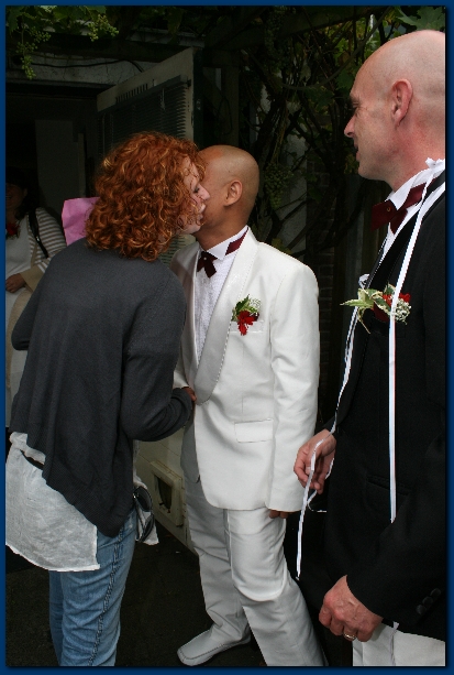 400x599 pixels (204K)