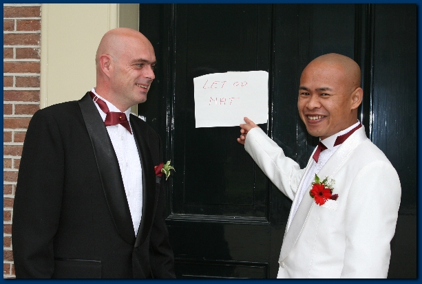 600x399 pixels (183K)