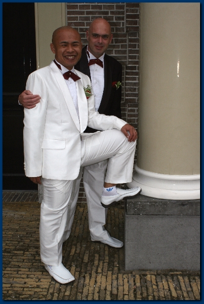 400x599 pixels (208K)