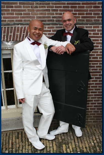 400x599 pixels (242K)