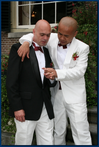 400x599 pixels (212K)