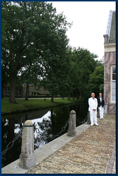 400x599 pixels (281K)