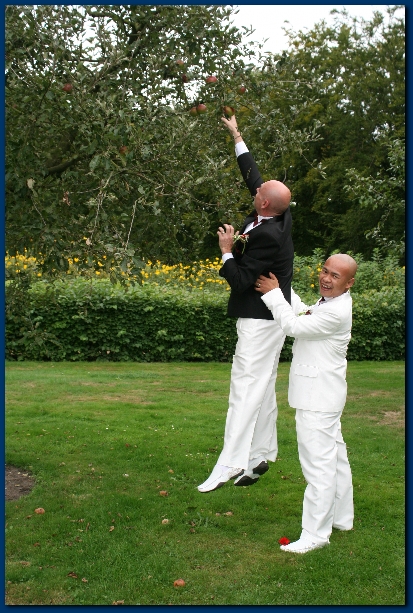 400x599 pixels (298K)