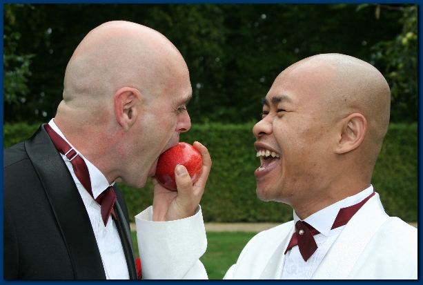 600x399 pixels (195K)