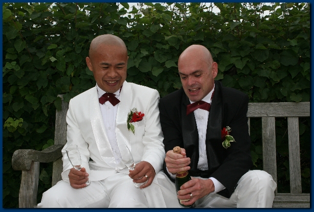 600x399 pixels (226K)