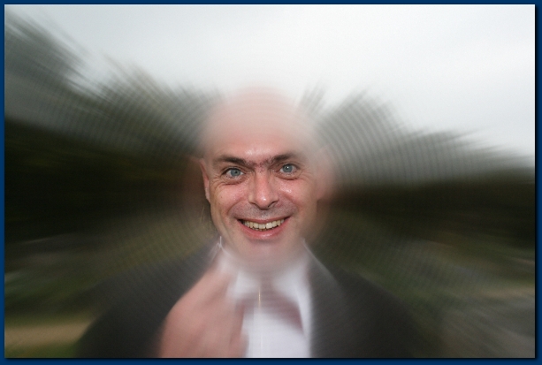 600x399 pixels (145K)