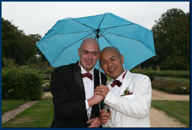 600x399 pixels (209K)