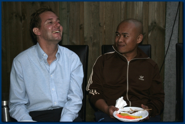 600x399 pixels (189K)